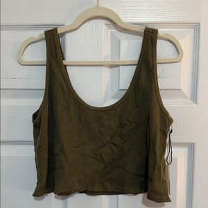 NWT Set Active Khaki Crop Top